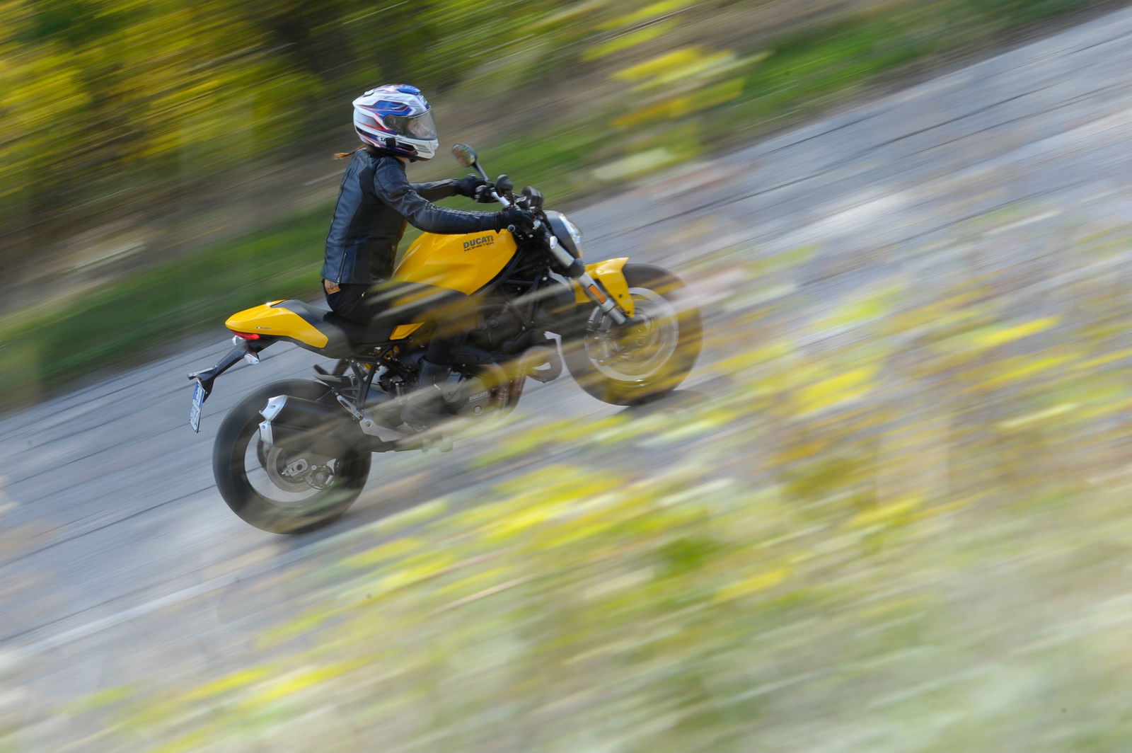 Triumph Tiger 1200 video review